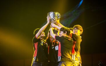 吸干年轻人“成瘾性生活”，被央视怒批！